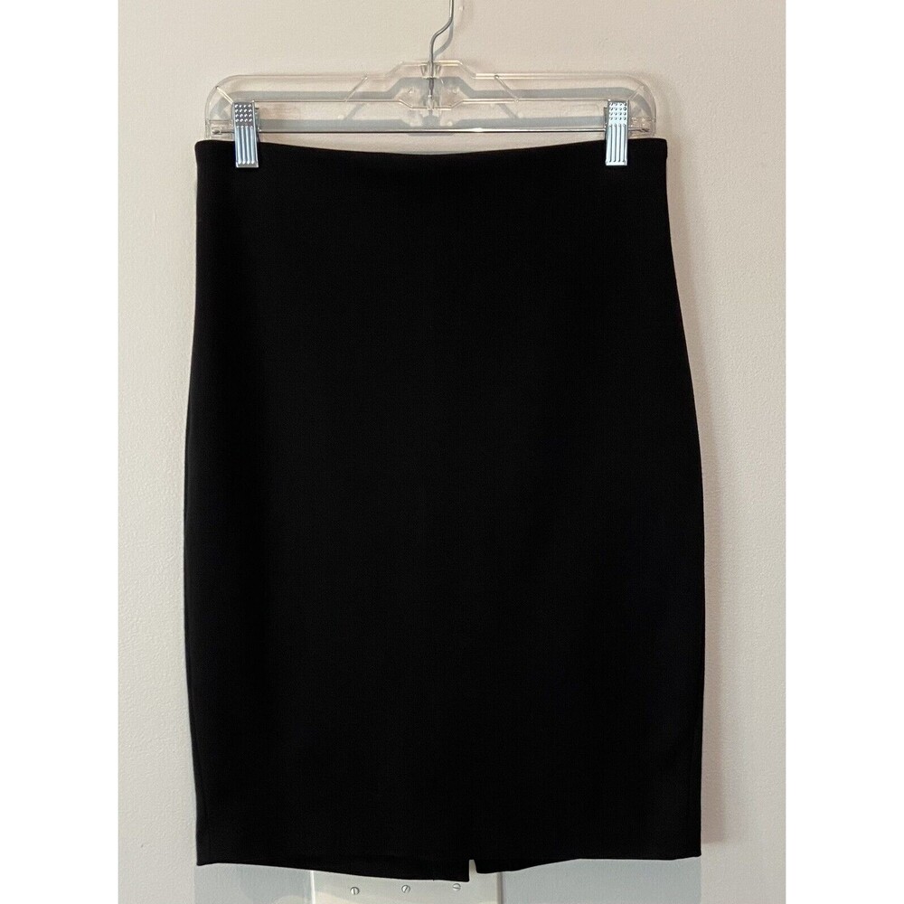 Women’s - Philosophy - Black skirt, Zip closure. Size 6